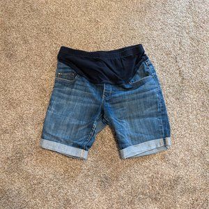 Maternity shorts size 6